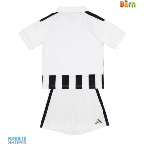 Billiga Juventus Hemmatröja Barn 2026-27 Kortärmad (+ Korta byxor)